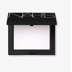 NARS Light Reflecting Pressed Setting Powder